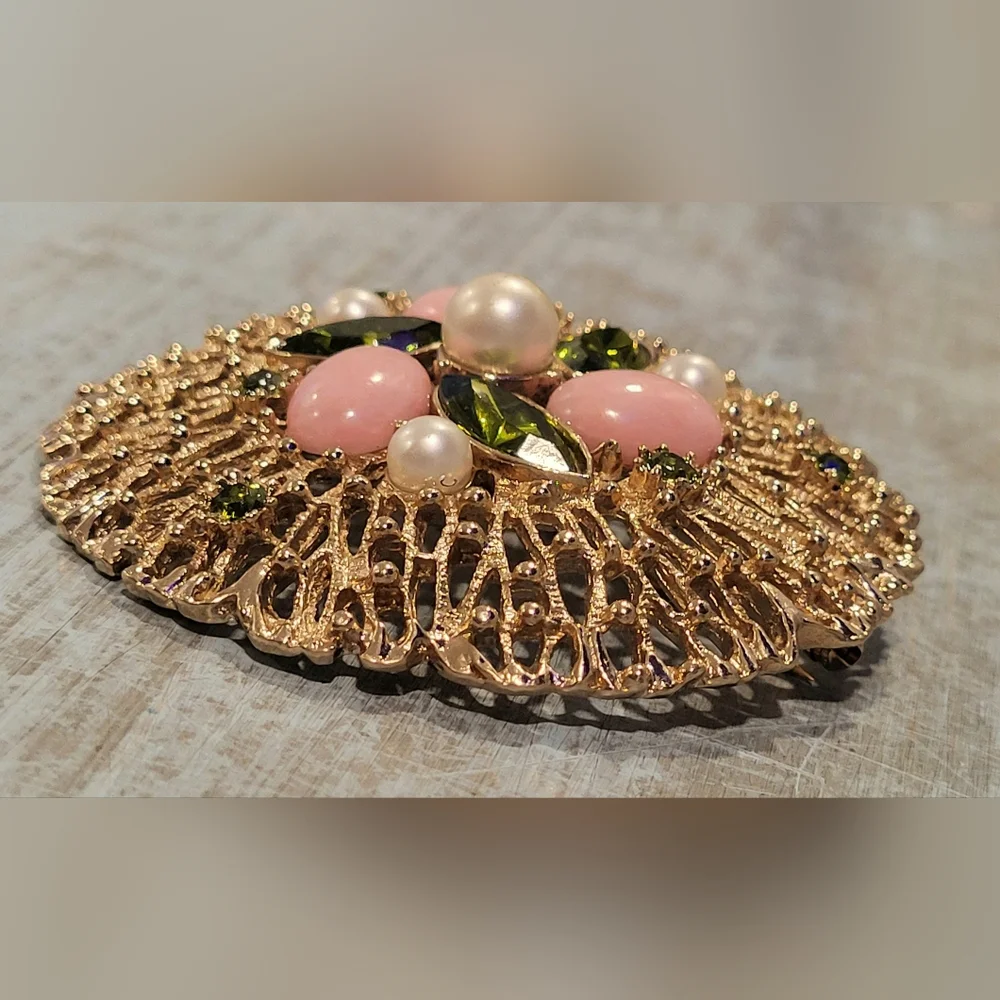 Sarah Coventry goldtone brooch - Picture 4 of 12